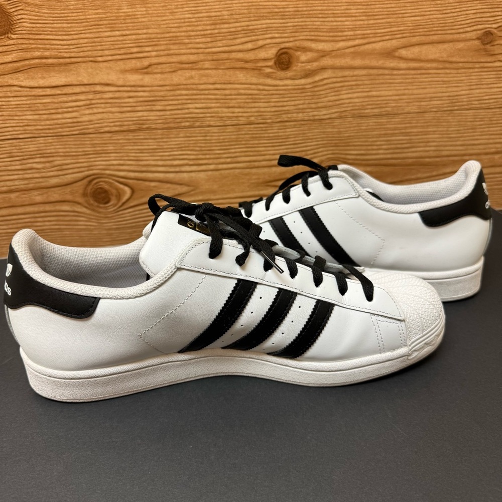 Adidas Superstar Low Top White with Black Stripes Shell Toe Sneakers Mens 12 - Picture 3 of 10